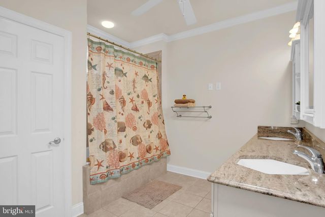 35 PRESIDENTS DRIVE, Mechanicsburg, PA 17050