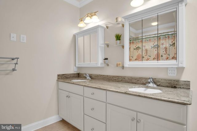 35 PRESIDENTS DRIVE, Mechanicsburg, PA 17050