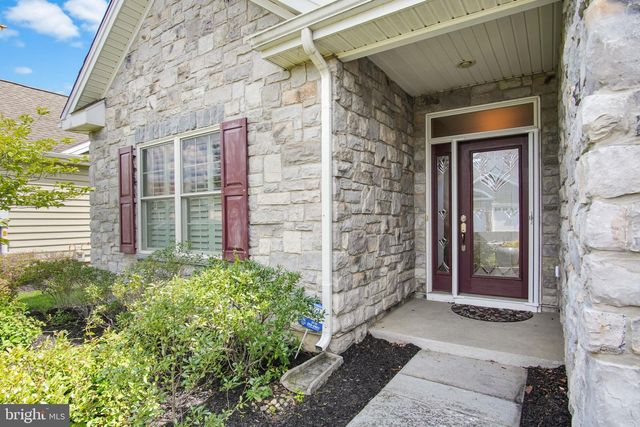 35 PRESIDENTS DRIVE, Mechanicsburg, PA 17050