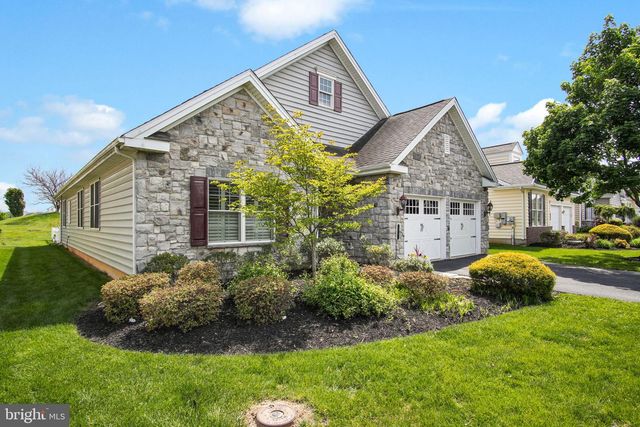 35 PRESIDENTS DRIVE, Mechanicsburg, PA 17050