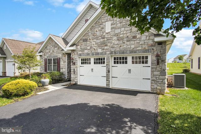 35 PRESIDENTS DRIVE, Mechanicsburg, PA 17050