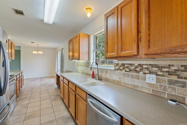 4 Hawk Drive, Vilonia, AR 72173