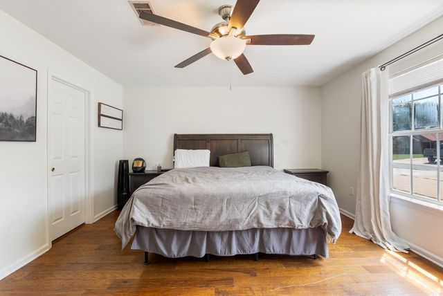 4 Hawk Drive, Vilonia, AR 72173