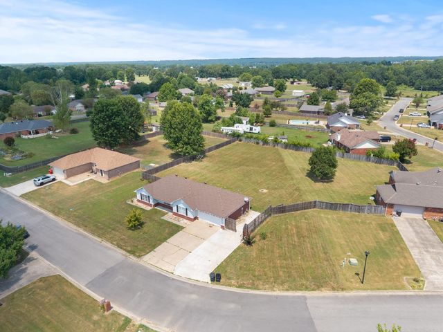 4 Hawk Drive, Vilonia, AR 72173