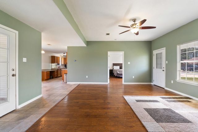 4 Hawk Drive, Vilonia, AR 72173