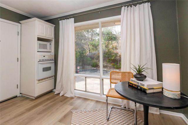 5326 Balcones DR D, Austin, TX 78731