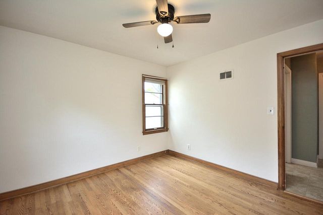 236 N 90th STREET, Milwaukee, WI 53226