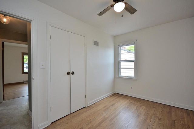 236 N 90th STREET, Milwaukee, WI 53226
