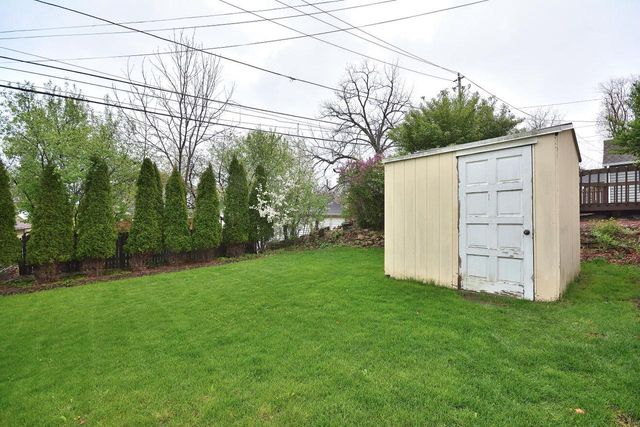 236 N 90th STREET, Milwaukee, WI 53226
