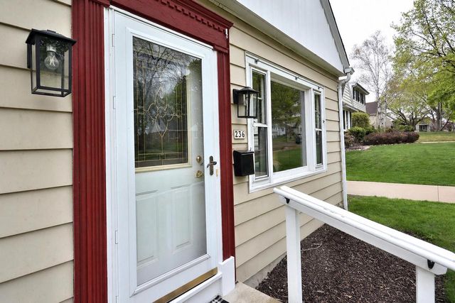 236 N 90th STREET, Milwaukee, WI 53226