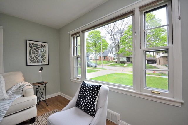 236 N 90th STREET, Milwaukee, WI 53226
