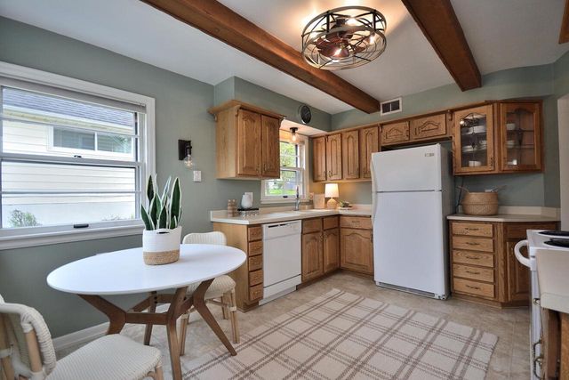 236 N 90th STREET, Milwaukee, WI 53226