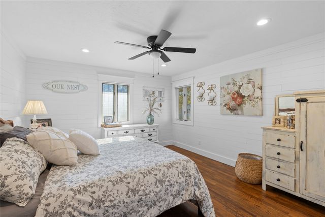 1829 N Main Street, Weatherford, TX 76085