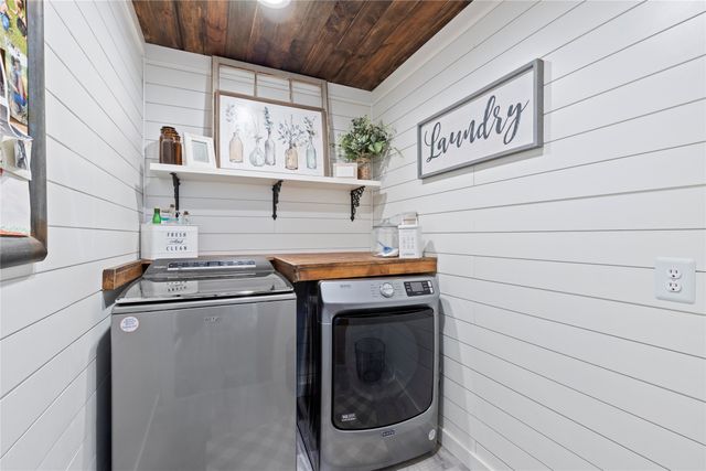 1829 N Main Street, Weatherford, TX 76085