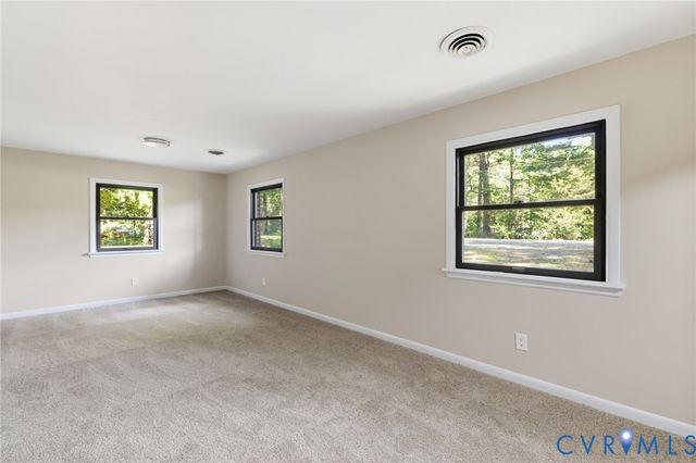 12319 Doe Crossing Ln, Glen Allen, VA 23059