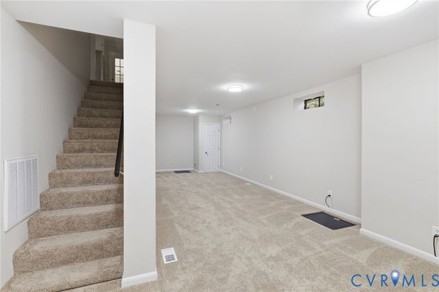 12319 Doe Crossing Ln, Glen Allen, VA 23059