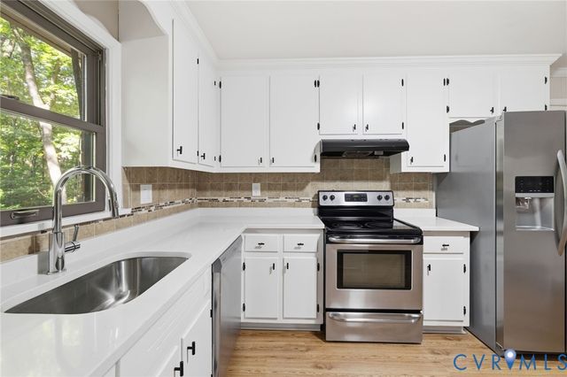 12319 Doe Crossing Ln, Glen Allen, VA 23059