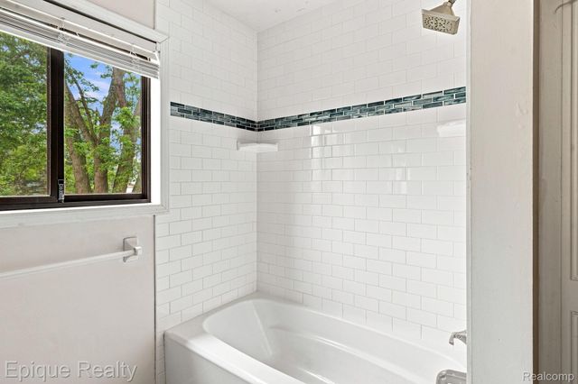 8534 Tim Tam Trail, Flushing Charter Township, MI 48433