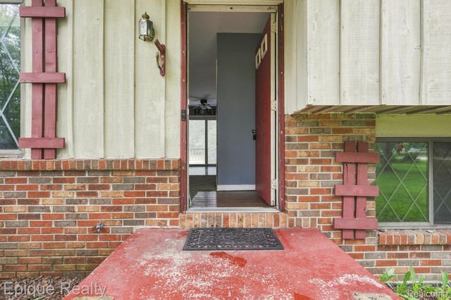 8534 Tim Tam Trail, Flushing Charter Township, MI 48433