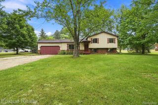 8534 Tim Tam Trail, Flushing Charter Township, MI 48433