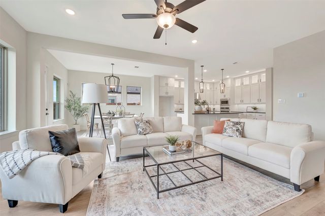 610 Long Trail, Mansfield, TX 76063