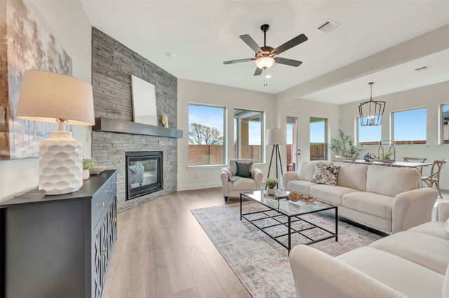 610 Long Trail, Mansfield, TX 76063