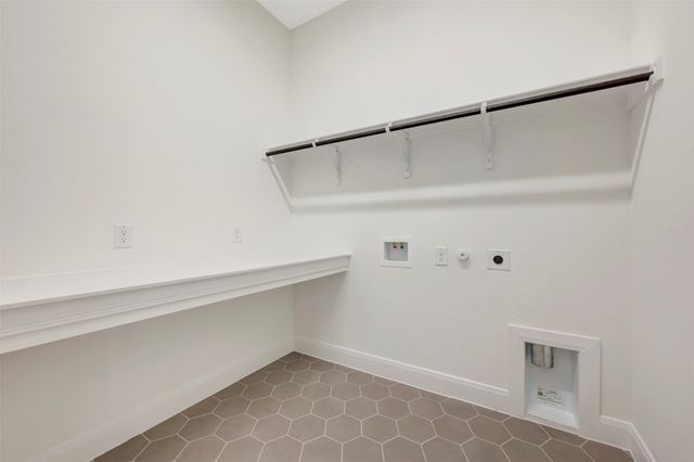 610 Long Trail, Mansfield, TX 76063