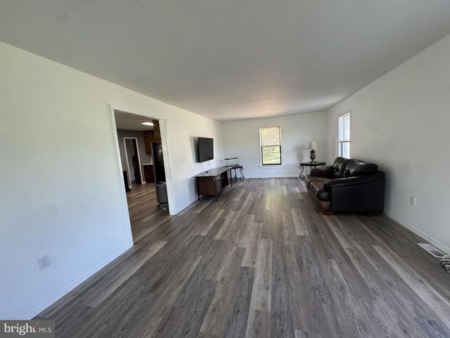 1525 BIG OAK RD, Smyrna, DE 19977
