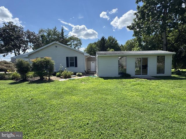 1525 BIG OAK RD, Smyrna, DE 19977