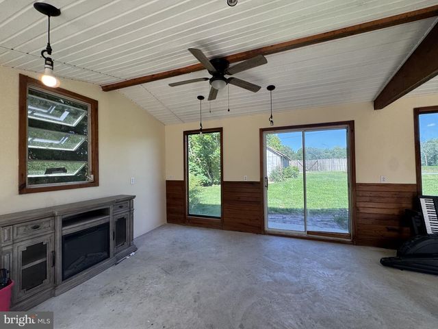 1525 BIG OAK RD, Smyrna, DE 19977