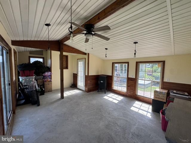 1525 BIG OAK RD, Smyrna, DE 19977