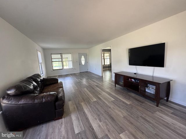 1525 BIG OAK RD, Smyrna, DE 19977