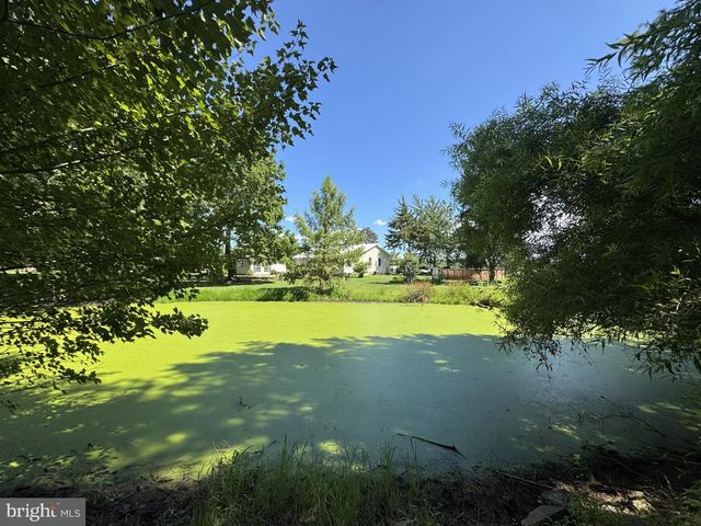1525 BIG OAK RD, Smyrna, DE 19977