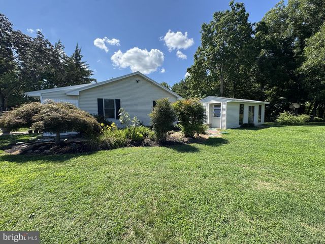 1525 BIG OAK RD, Smyrna, DE 19977