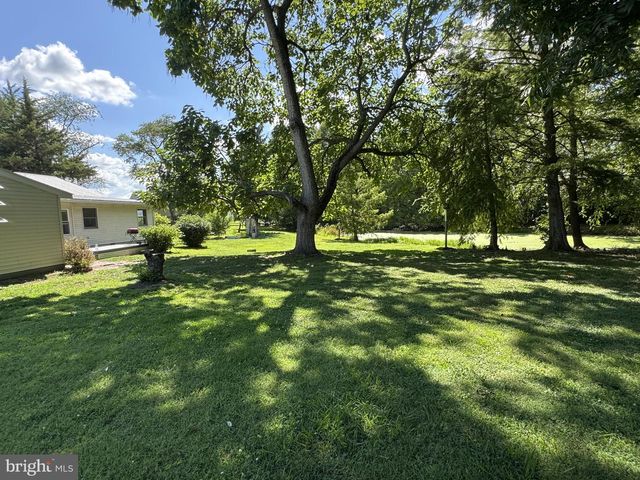 1525 BIG OAK RD, Smyrna, DE 19977