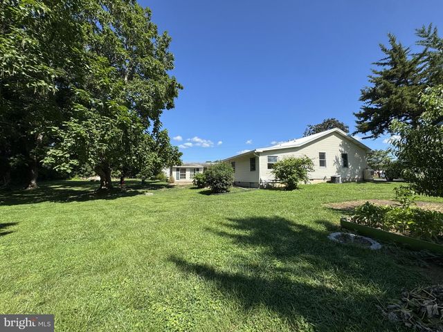 1525 BIG OAK RD, Smyrna, DE 19977