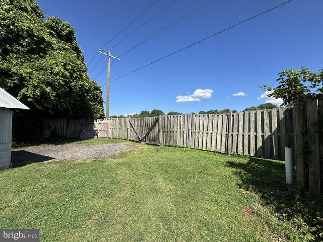 1525 BIG OAK RD, Smyrna, DE 19977
