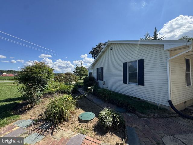 1525 BIG OAK RD, Smyrna, DE 19977