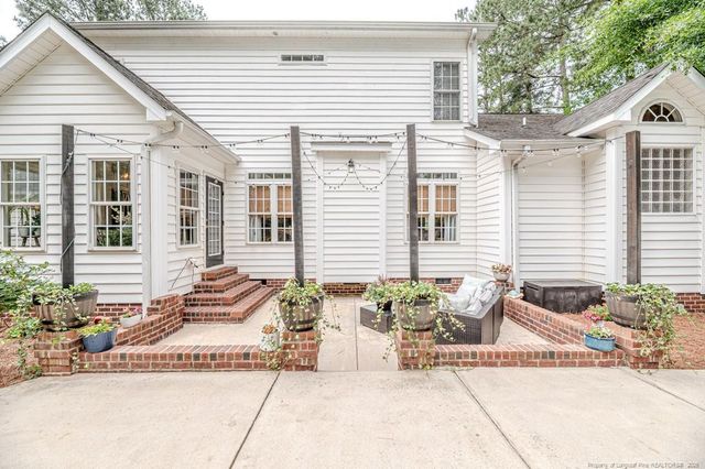 2704 Cobblestone Drive, Sanford, NC 27330