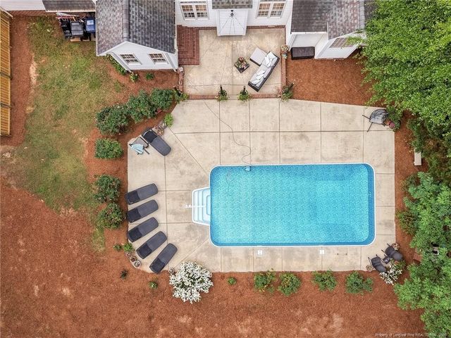 2704 Cobblestone Drive, Sanford, NC 27330