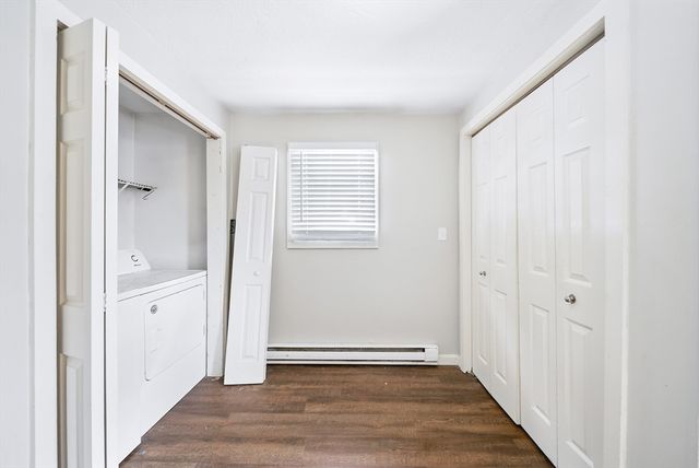 27 Clifton St, Fitchburg, MA 01420