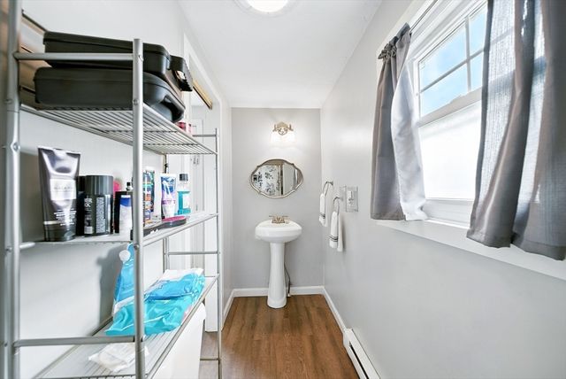 27 Clifton St, Fitchburg, MA 01420