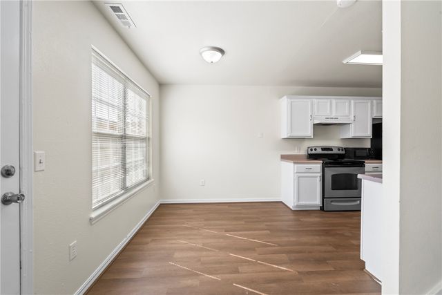 2910 Dawn Court, Siloam Springs, AR 72761