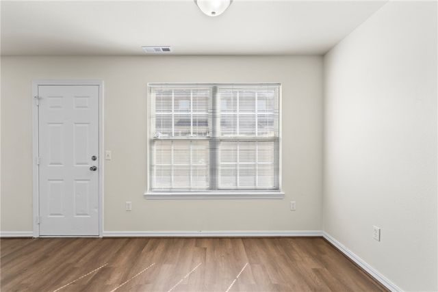 2910 Dawn Court, Siloam Springs, AR 72761