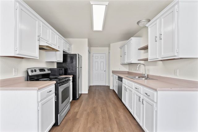 2910 Dawn Court, Siloam Springs, AR 72761