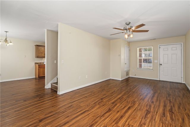 2910 Dawn Court, Siloam Springs, AR 72761
