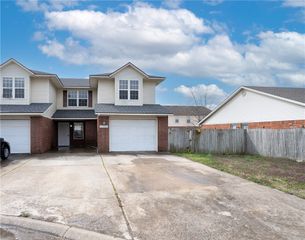 2910 Dawn Court, Siloam Springs, AR 72761