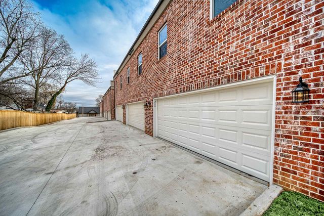 284 E WASHINGTON AVE, Covington, TN 38019