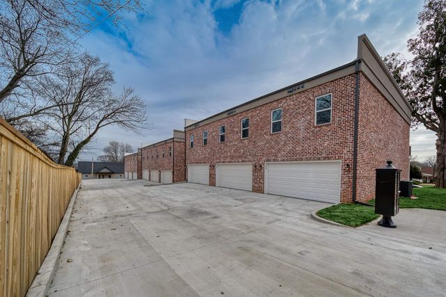 284 E WASHINGTON AVE, Covington, TN 38019