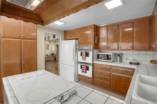 700 N 7th Street, Montebello, CA 90640